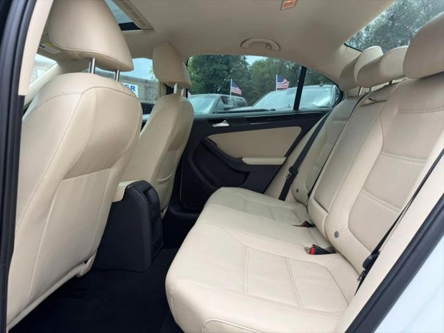 2017 Volkswagen Jetta 1.8T SEL