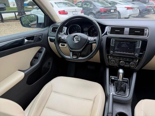2017 Volkswagen Jetta 1.8T SEL
