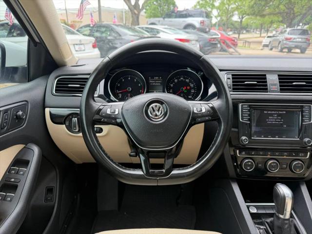 2017 Volkswagen Jetta 1.8T SEL