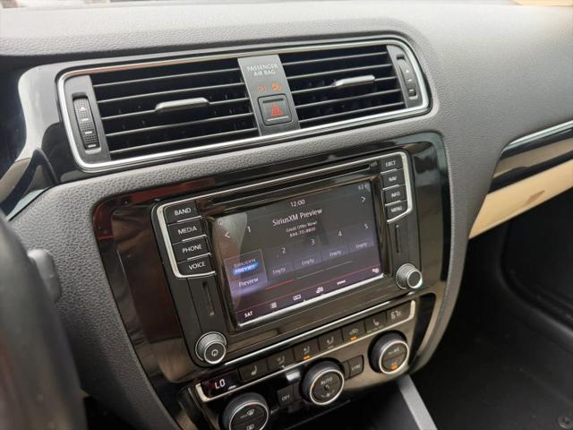 2017 Volkswagen Jetta 1.8T SEL