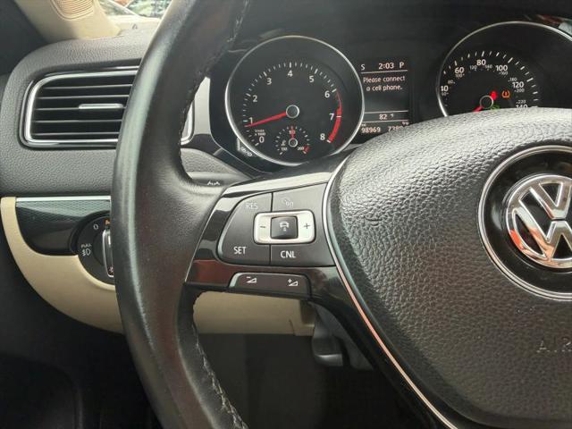 2017 Volkswagen Jetta 1.8T SEL