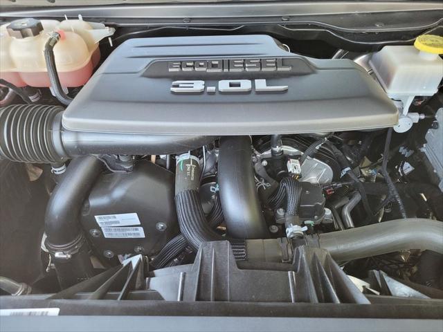 2023 Ram 1500 Limited Crew Cab 4x4 5'7" Box