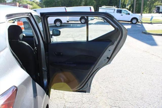 2023 Nissan Kicks S Xtronic CVT