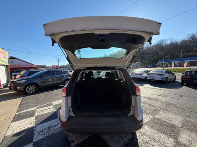 2016 Ford Escape S
