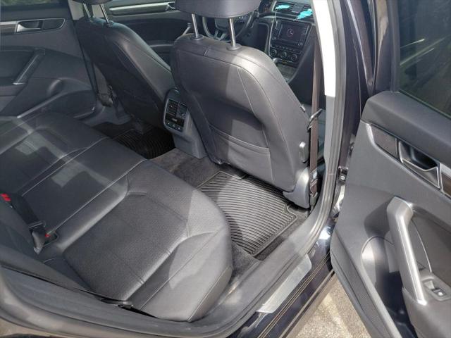 2018 Volkswagen Passat 2.0T SE