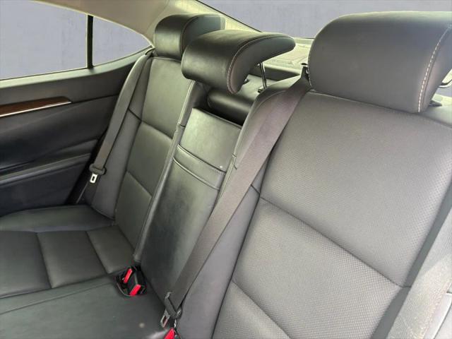 2015 Lexus ES 350 350