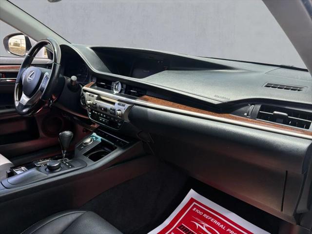 2015 Lexus ES 350 350