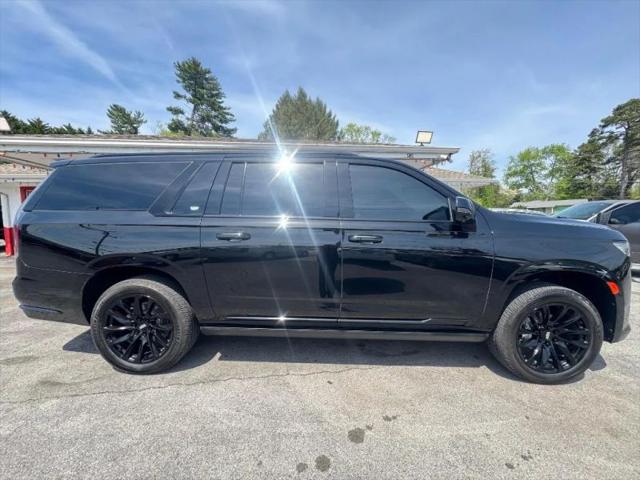 2022 Cadillac Escalade ESV 4WD Sport