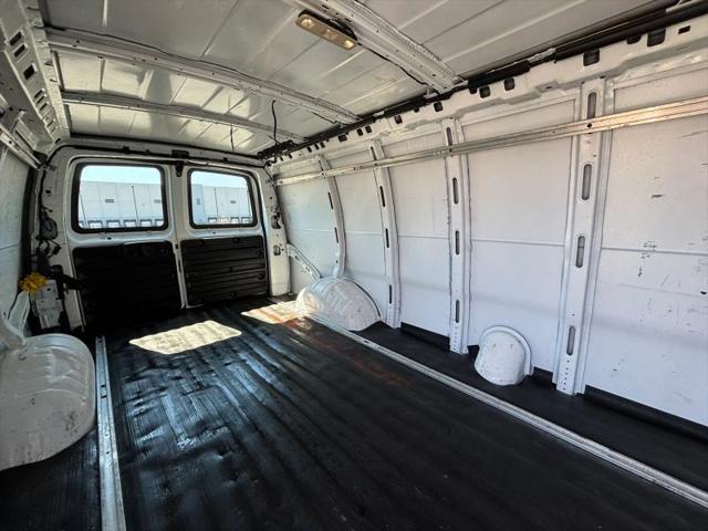 2019 Chevrolet Express Work Van