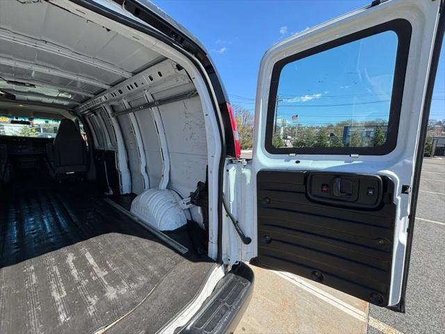 2019 Chevrolet Express Work Van