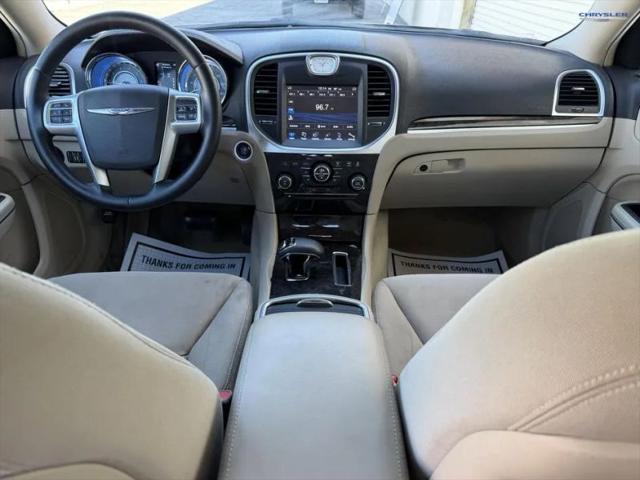 2012 Chrysler 300 300