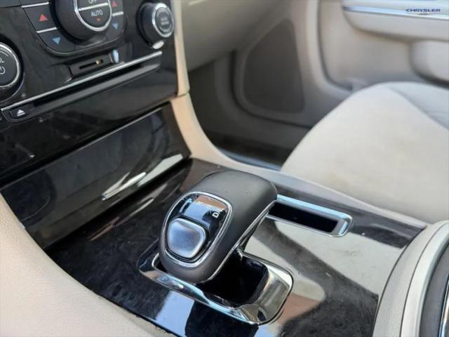 2012 Chrysler 300 300