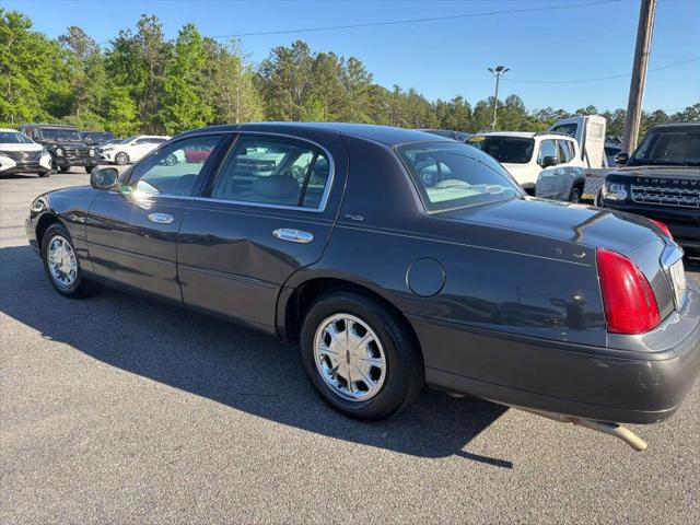 1998 Lincoln Town Car Signature