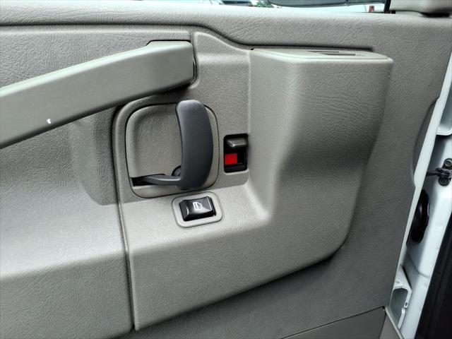 2017 GMC Savana 2500 Work Van