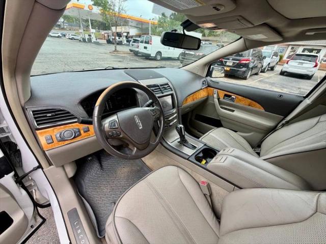 2011 Lincoln MKX Base