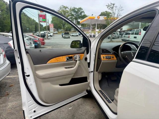 2011 Lincoln MKX Base