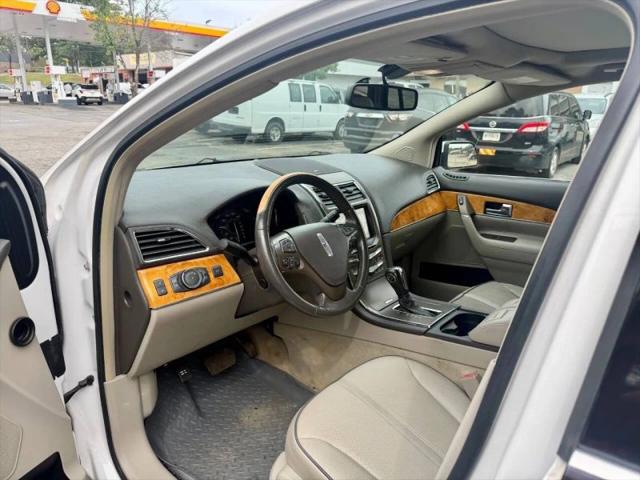 2011 Lincoln MKX Base