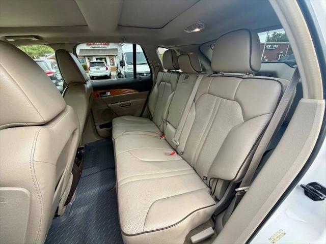 2011 Lincoln MKX Base