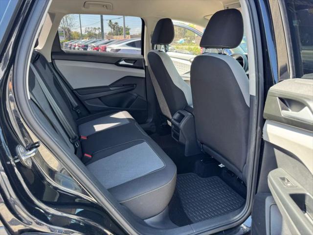 2022 Volkswagen Taos 1.5T S