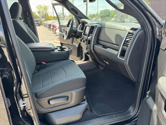 2022 Ram 1500 Classic Warlock Crew Cab 4x4 5'7" Box