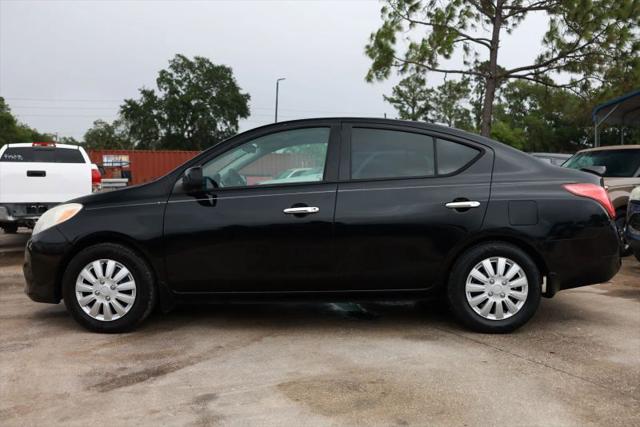 2014 Nissan Versa 1.6 SV