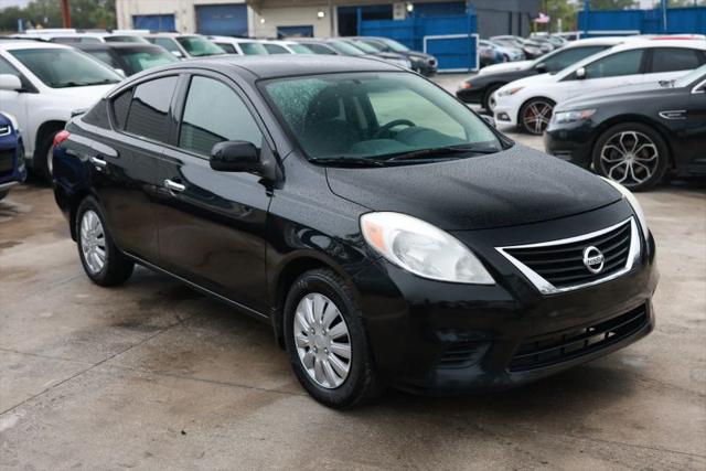 2014 Nissan Versa 1.6 SV