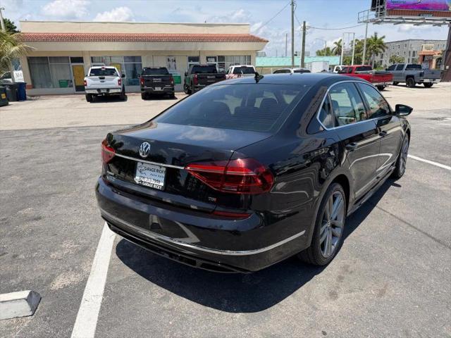 2017 Volkswagen Passat 1.8T R-Line