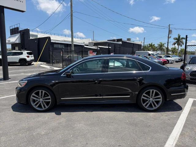 2017 Volkswagen Passat 1.8T R-Line