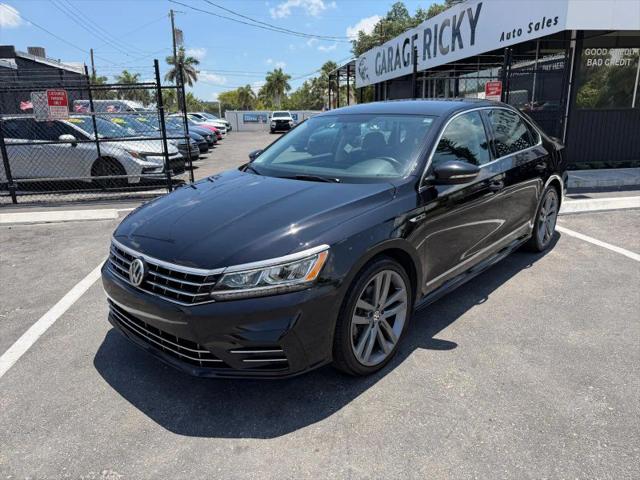 2017 Volkswagen Passat 1.8T R-Line
