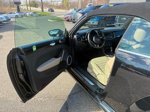 2013 Volkswagen Beetle 2.5L 50s Edition