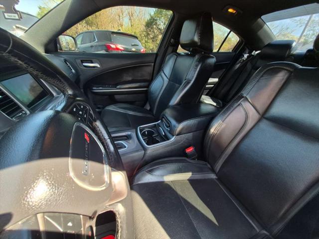 2019 Dodge Charger SXT RWD