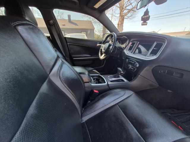 2019 Dodge Charger SXT RWD