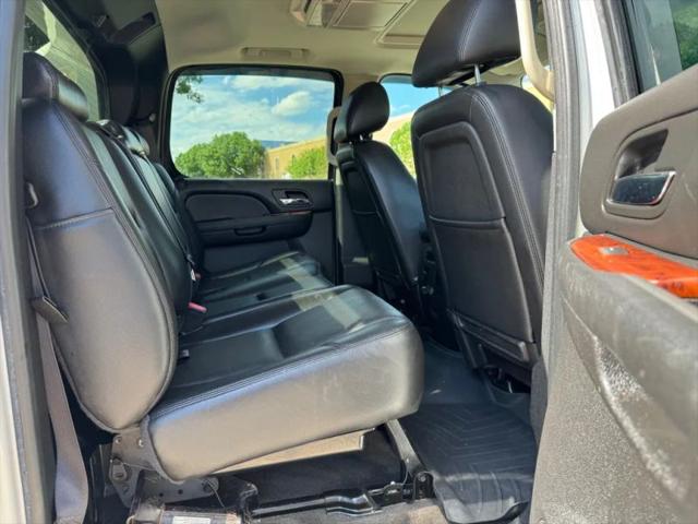 2012 Chevrolet Avalanche LTZ