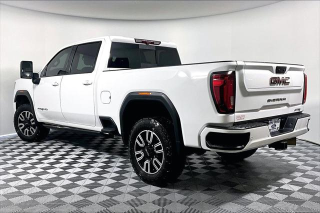 2023 GMC Sierra 2500HD 4WD Crew Cab Standard Bed AT4