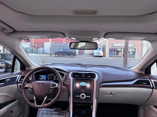 2017 Ford Fusion Hybrid Platinum