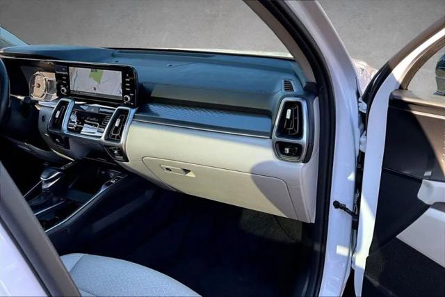 2023 Kia Sorento S