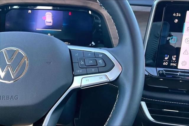 2024 Volkswagen Atlas 2.0T SE