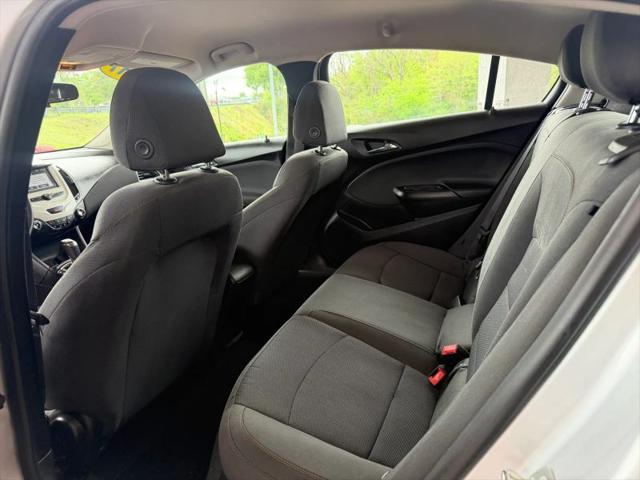2017 Chevrolet Cruze LS Auto