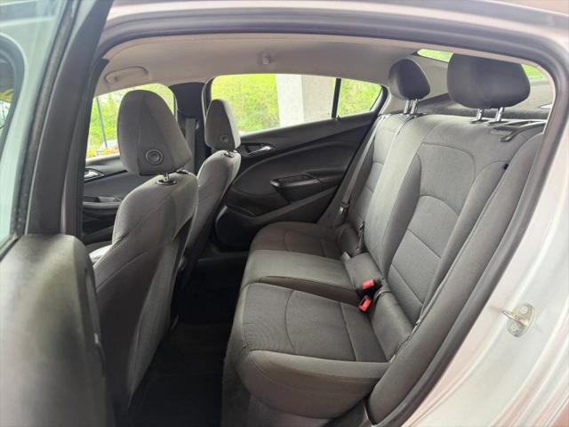 2017 Chevrolet Cruze LS Auto
