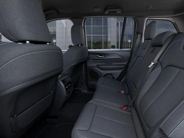 2026 Jeep Grand Cherokee Laredo 4x4