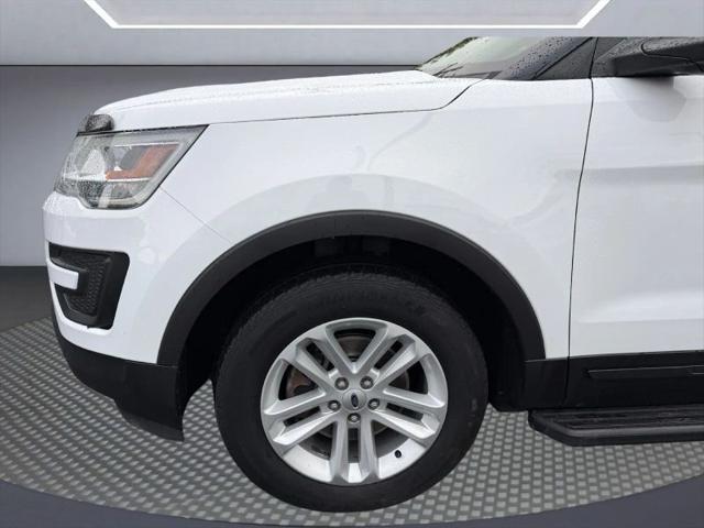 2017 Ford Explorer Base