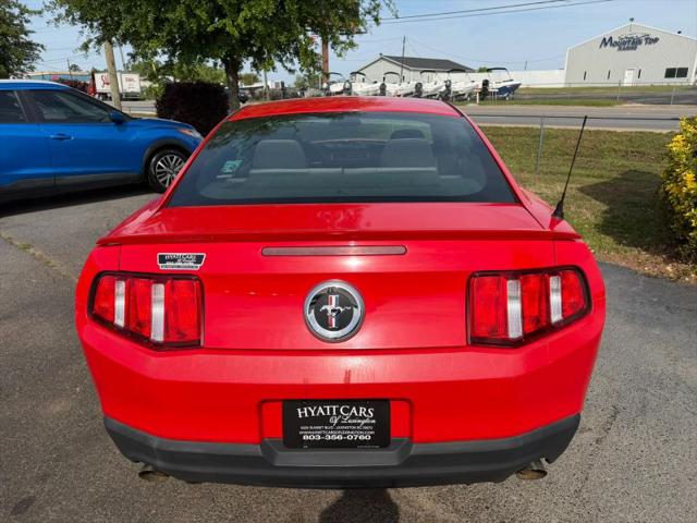 2012 Ford Mustang V6