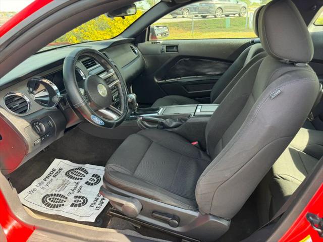 2012 Ford Mustang V6