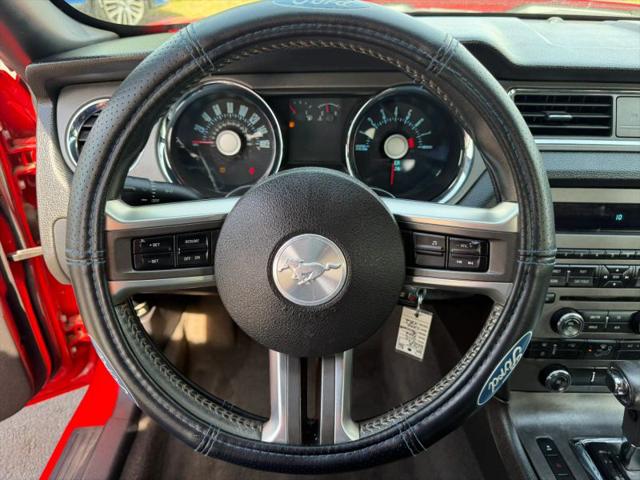 2012 Ford Mustang V6