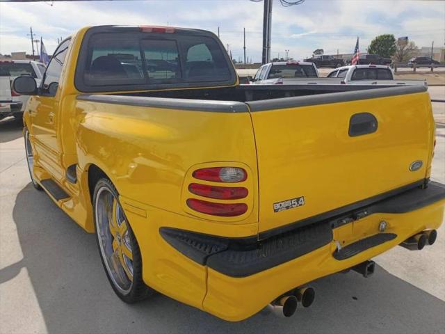 2002 Ford F-150 Base