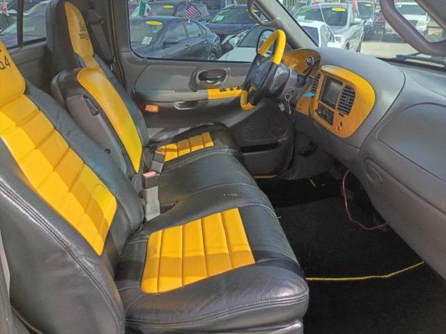 2002 Ford F-150 Base