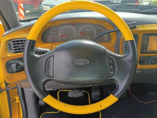 2002 Ford F-150 Base