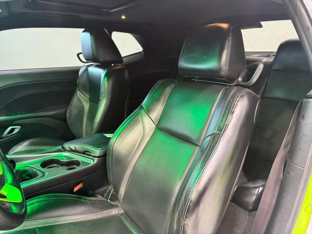 2015 Dodge Challenger R/T Plus