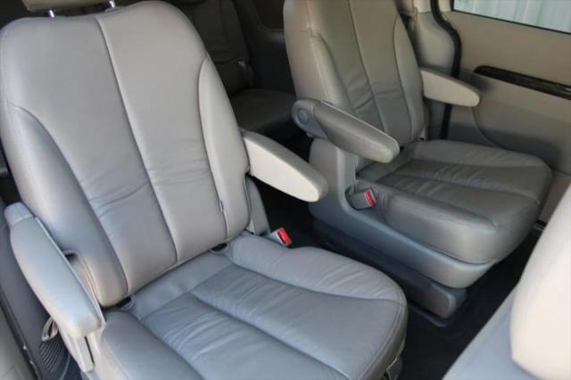 2014 Kia Sedona EX
