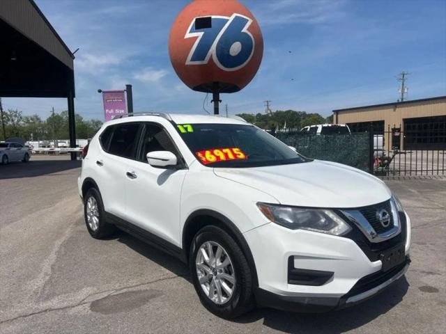 2017 Nissan Rogue SV for sale in Hueytown, AL